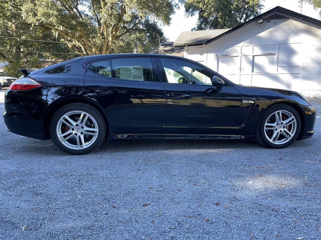 2012 Porsche Panamera photo