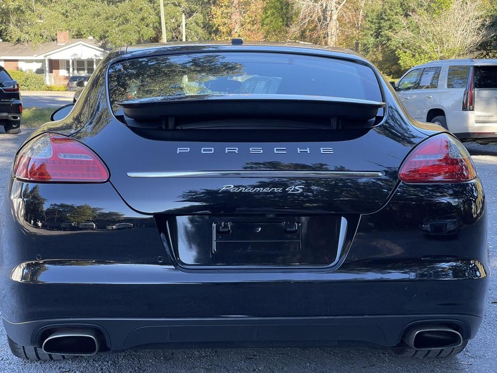 2012 Porsche Panamera photo