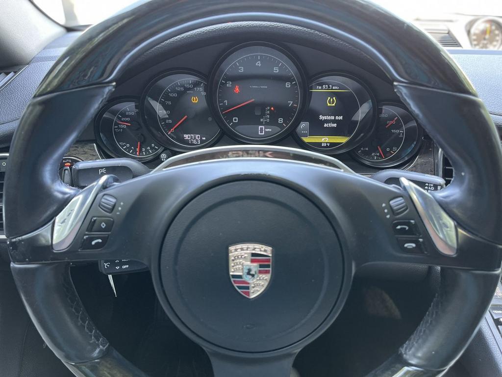 2012 Porsche Panamera photo