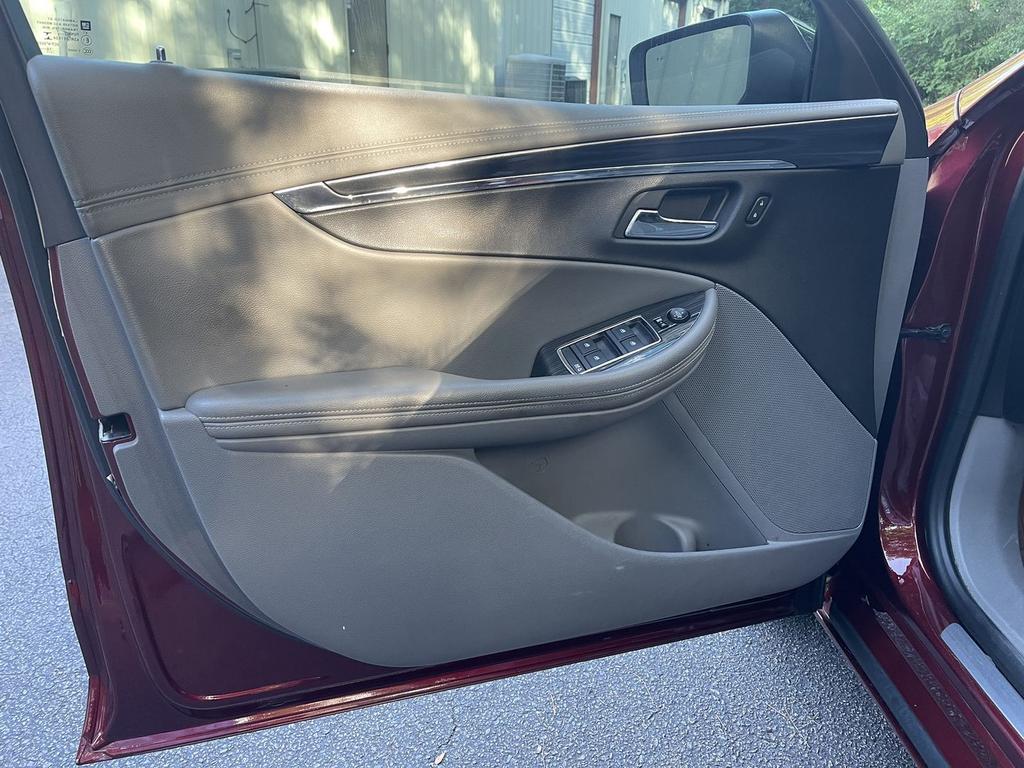 2017 Chevrolet Impala Premier Sedan 4D photo