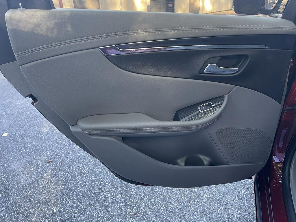 2017 Chevrolet Impala Premier Sedan 4D photo