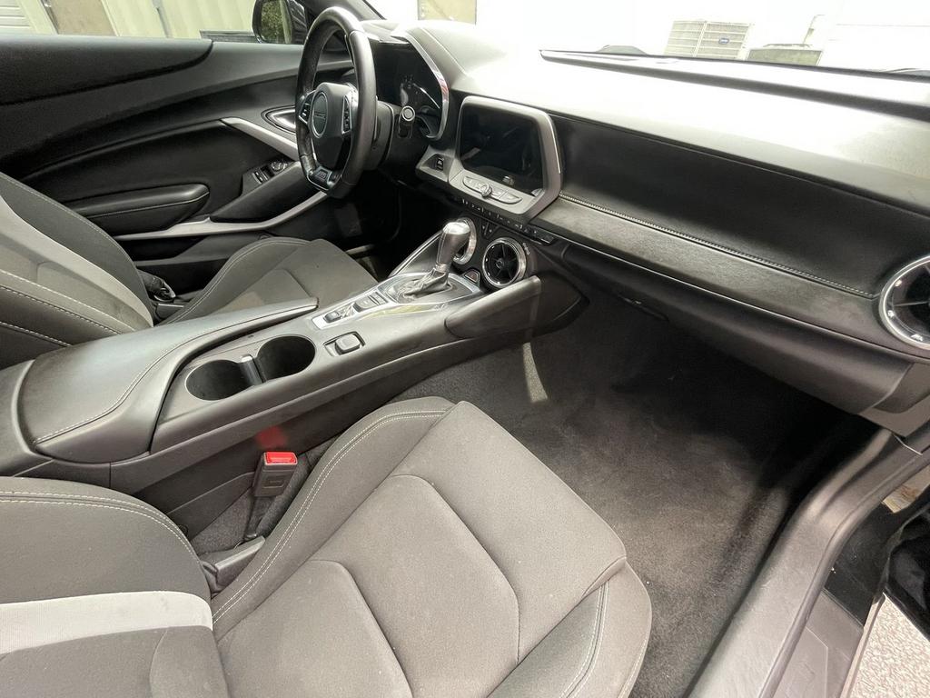 2018 Chevrolet Camaro SS Coupe 2D photo