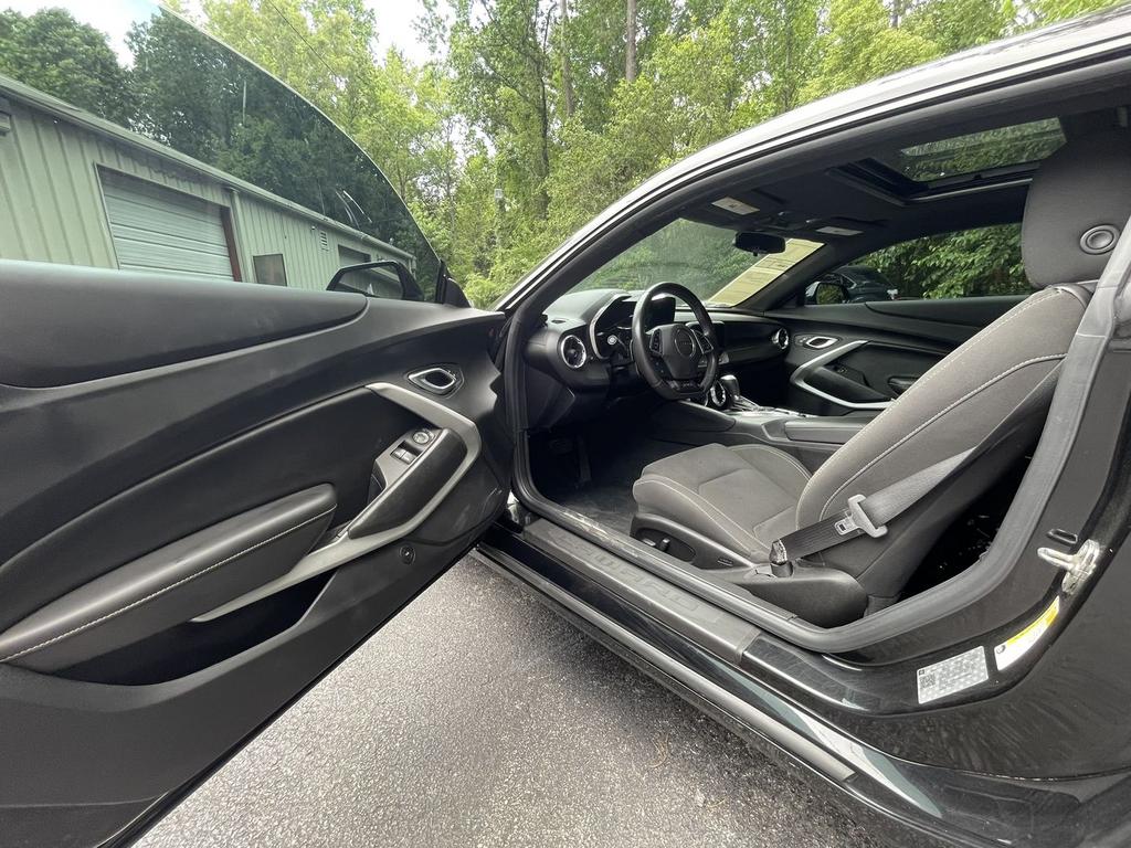 2018 Chevrolet Camaro SS Coupe 2D photo