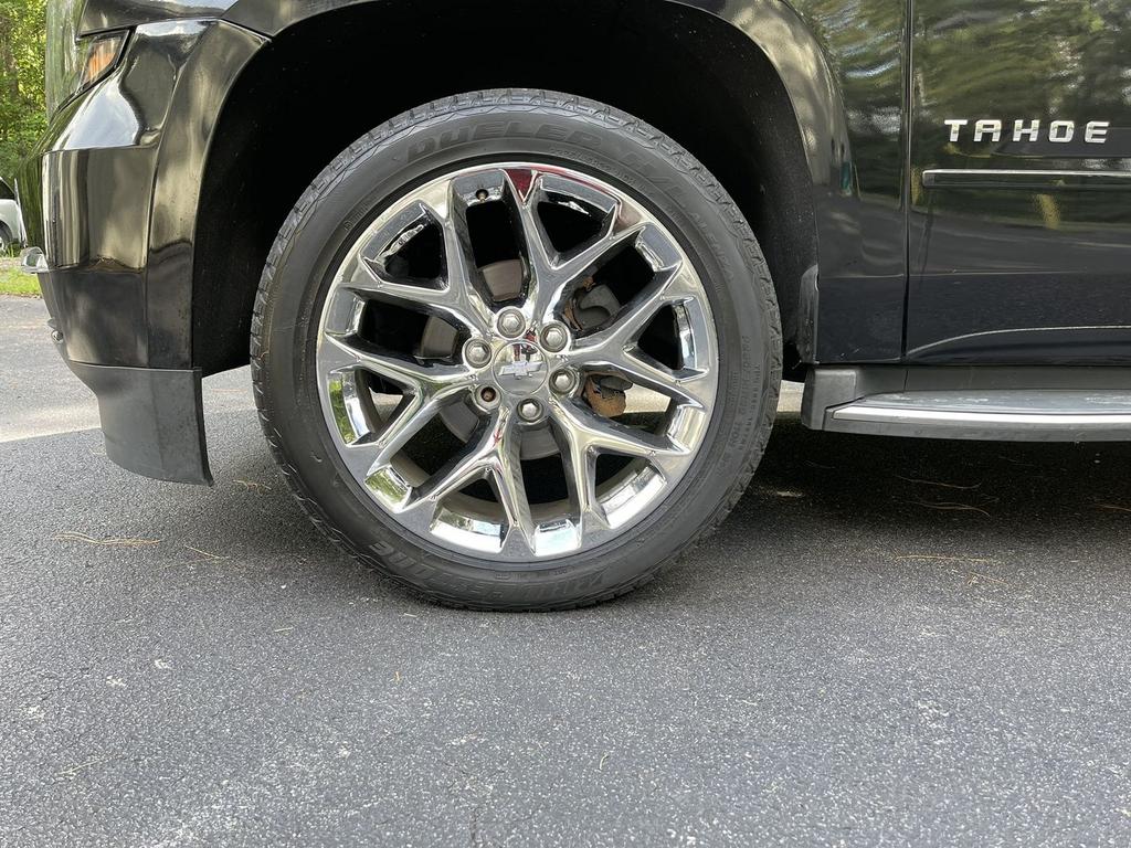 2016 Chevrolet Tahoe LTZ Sport Utility 4D photo
