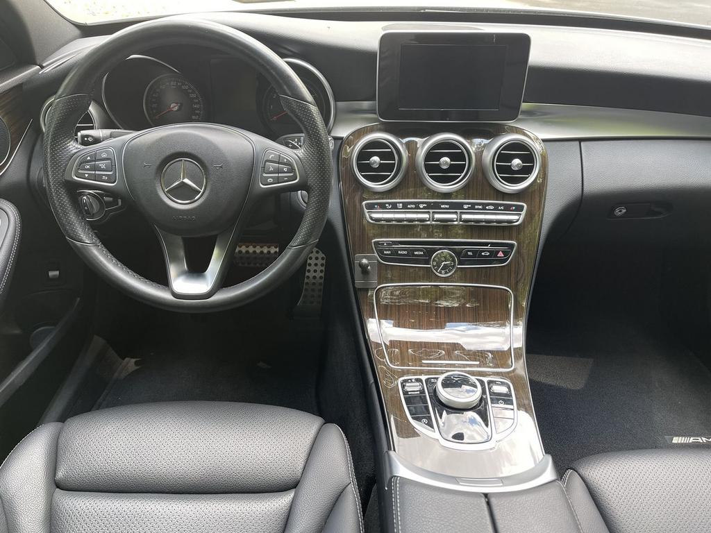 2018 Mercedes-Benz C-Class C 300 4MATIC Sedan 4D photo