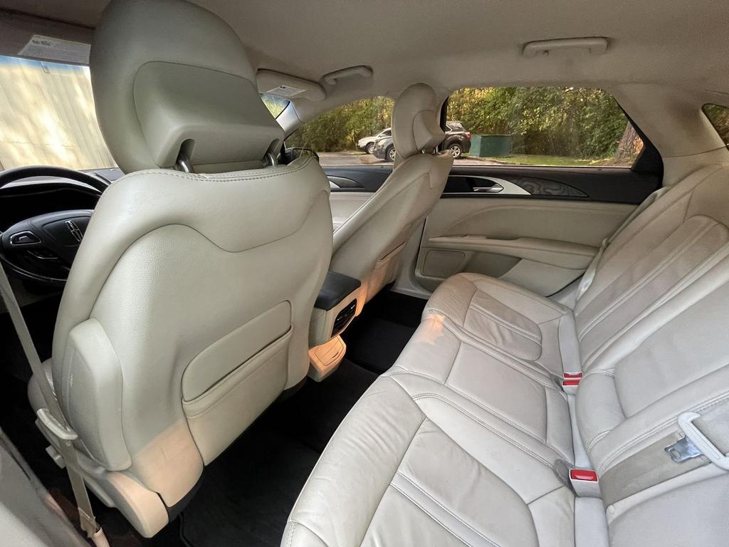 2017 Lincoln MKZ Select Sedan 4D photo