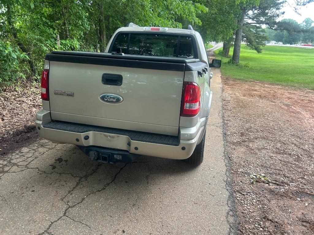 2007 Ford Explorer Sport Trac Limited photo