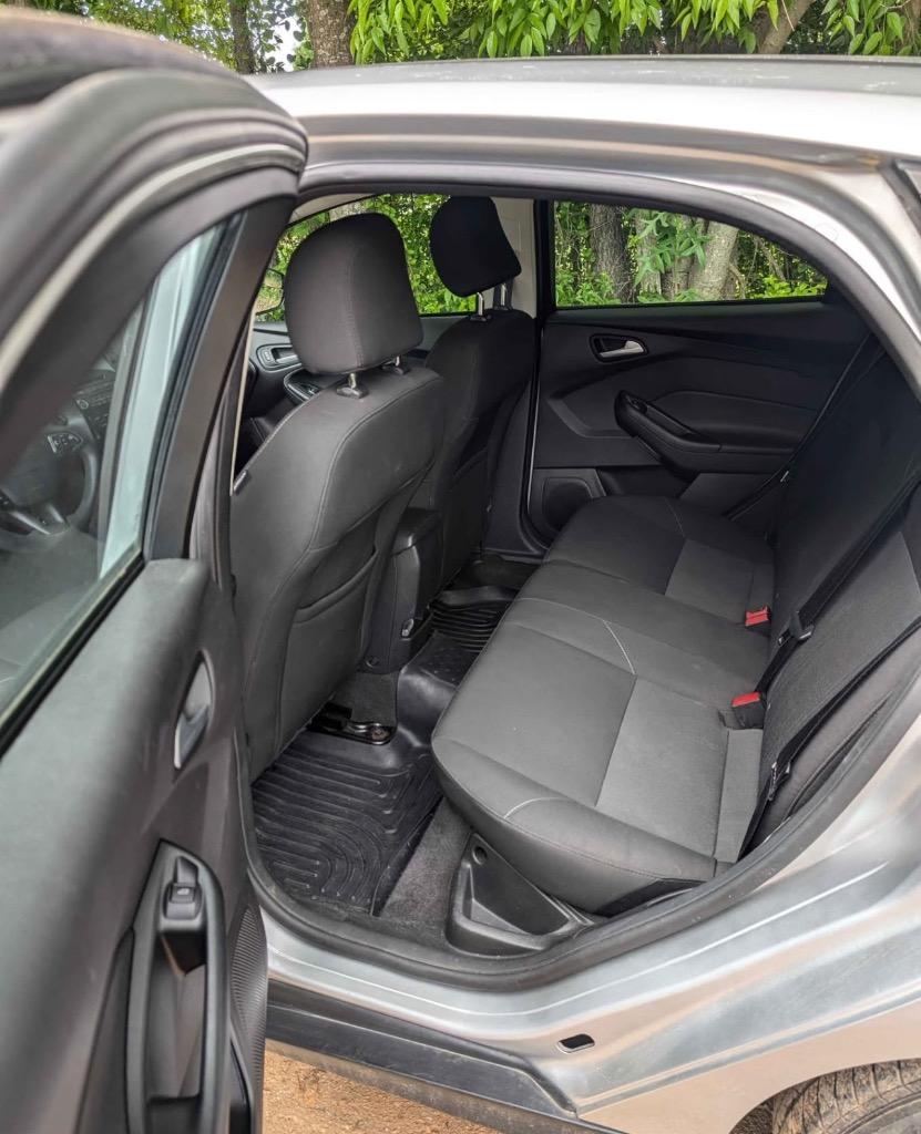 2015 Ford Focus SE photo