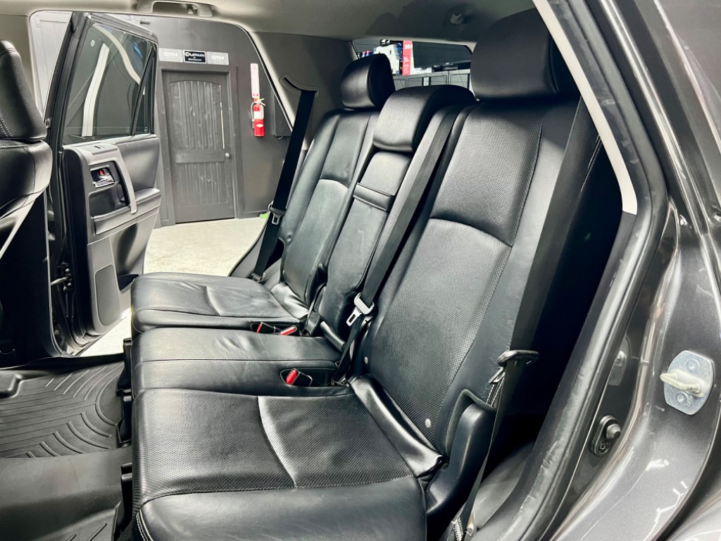 2014 Toyota 4Runner Limited photo