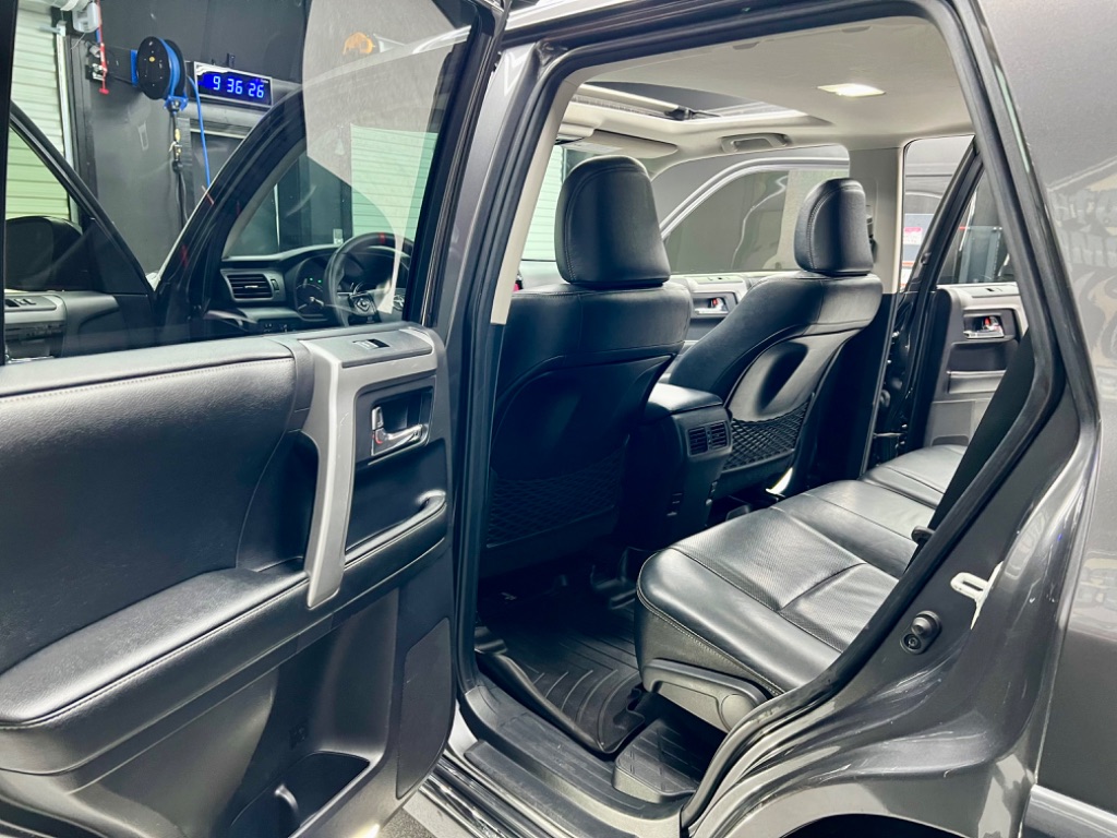 2014 Toyota 4Runner Limited photo