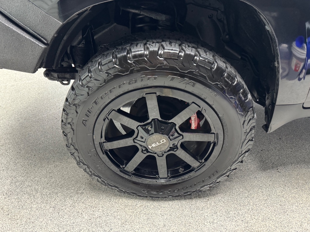 2011 Toyota Land Cruiser photo