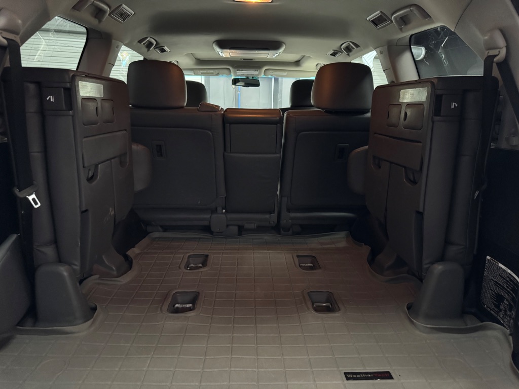 2011 Toyota Land Cruiser photo