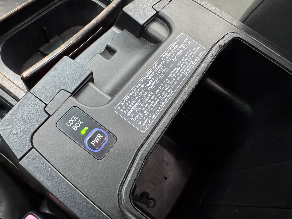 2011 Toyota Land Cruiser photo