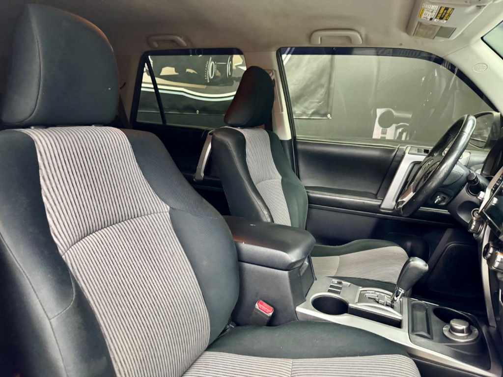 2014 Toyota 4Runner Limited photo