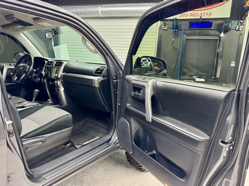 2014 Toyota 4Runner Limited photo