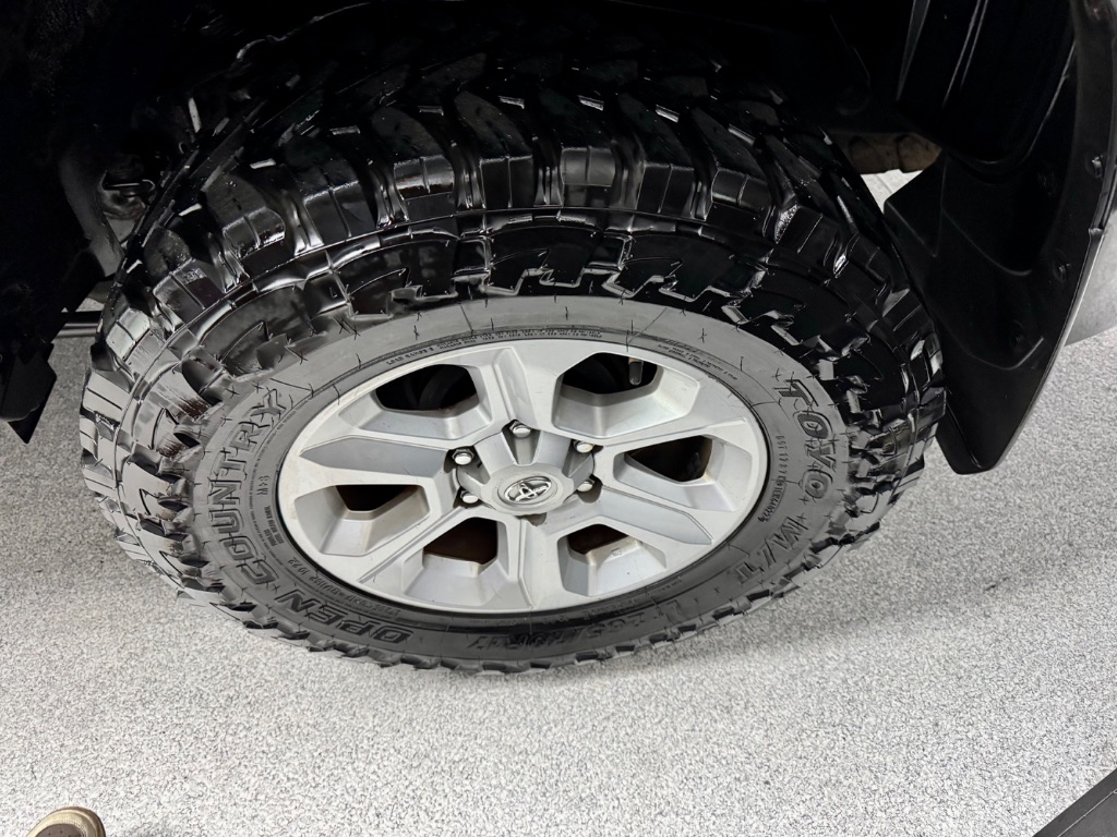 2014 Toyota 4Runner Limited photo
