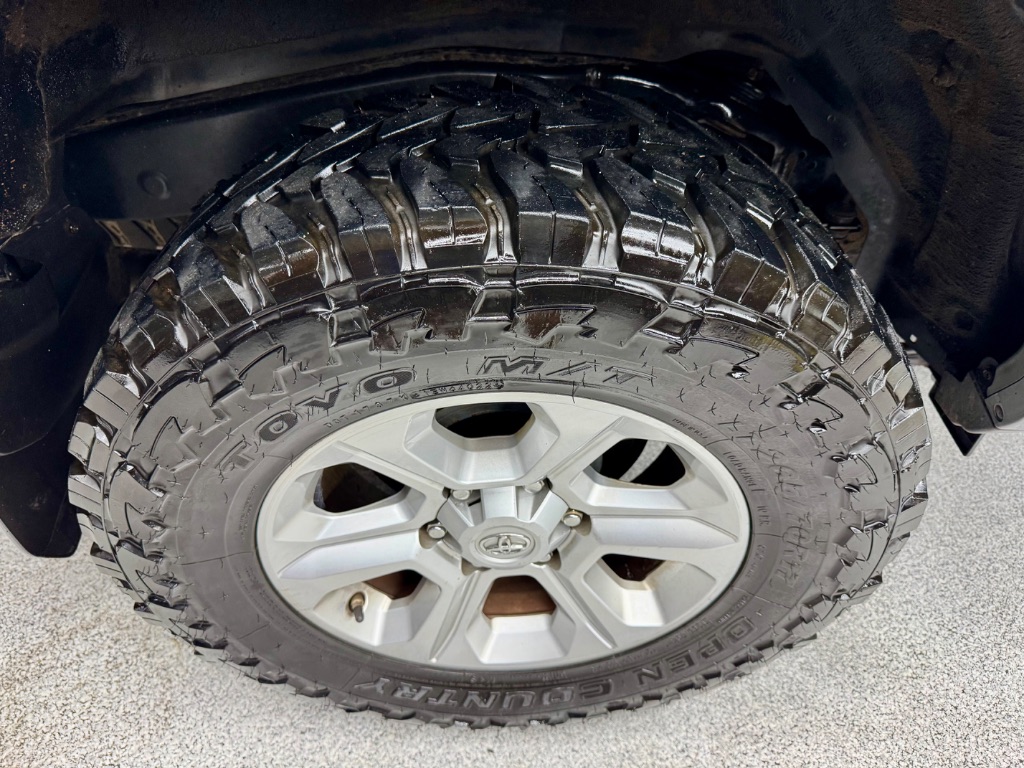 2014 Toyota 4Runner Limited photo