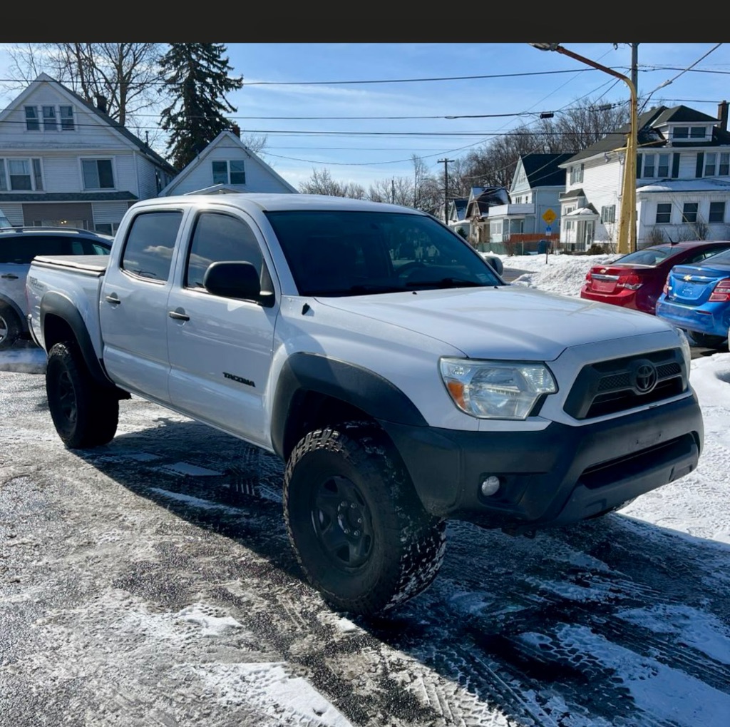 2012 Toyota Tacoma V6 photo