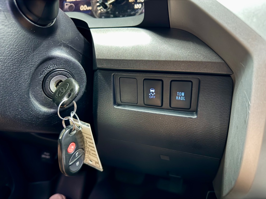 2015 Toyota Tundra SR5 TSS OFF-ROAD photo