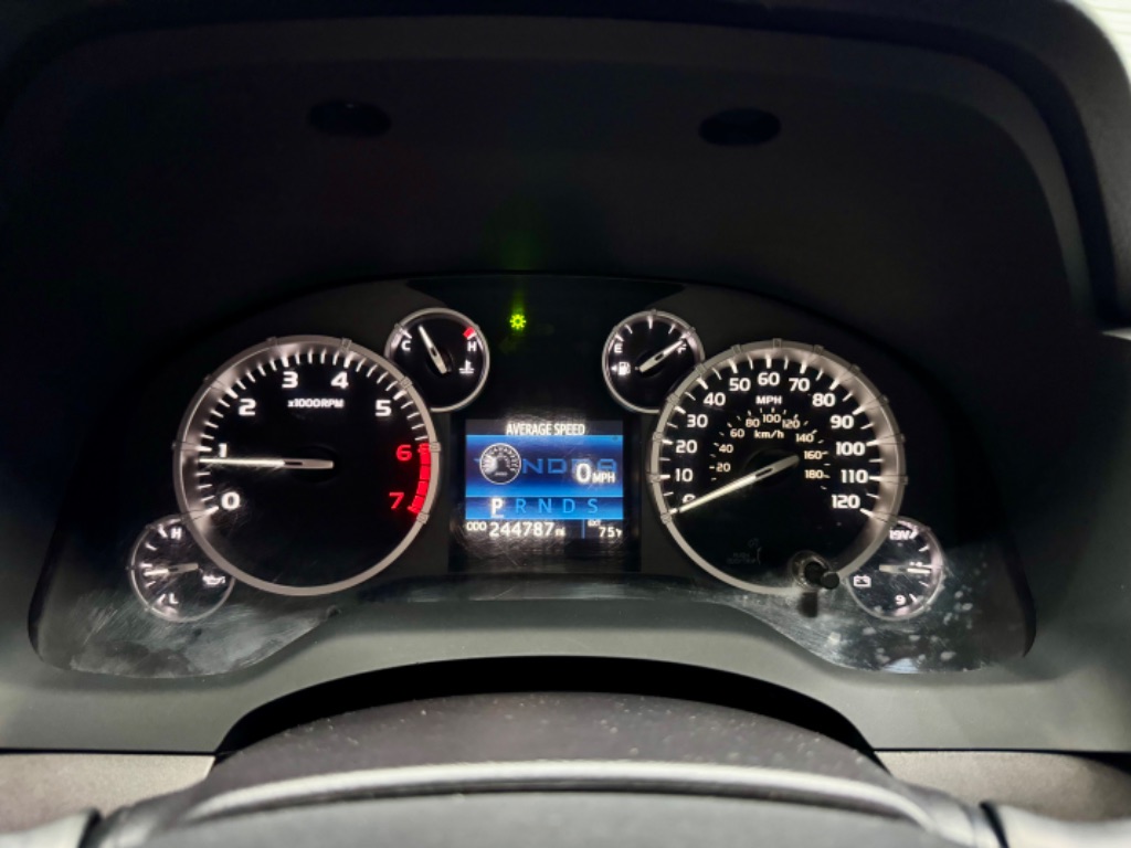 2015 Toyota Tundra SR5 TSS OFF-ROAD photo