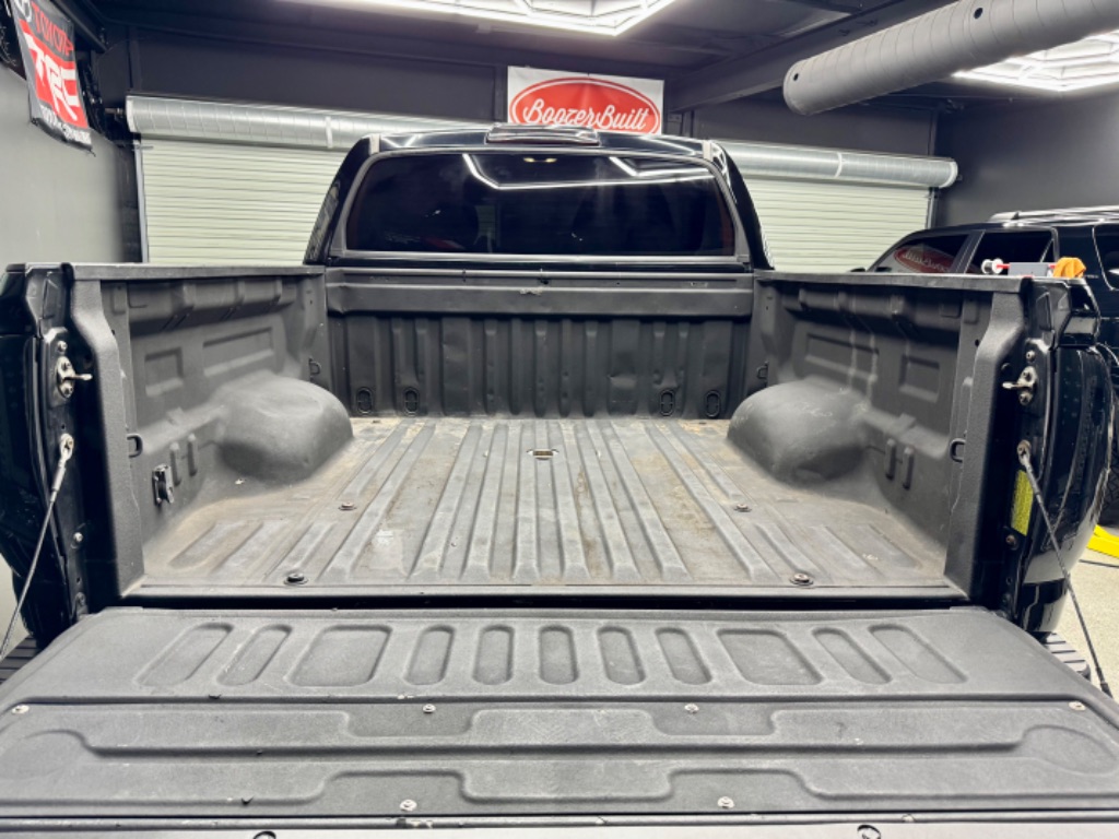2015 Toyota Tundra SR5 TSS OFF-ROAD photo