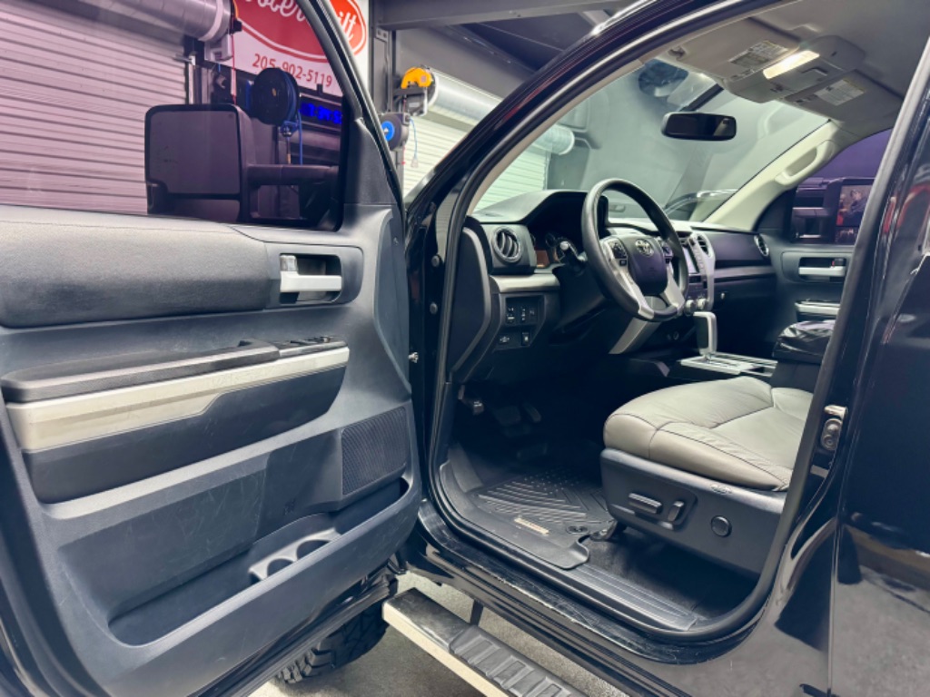 2015 Toyota Tundra SR5 TSS OFF-ROAD photo