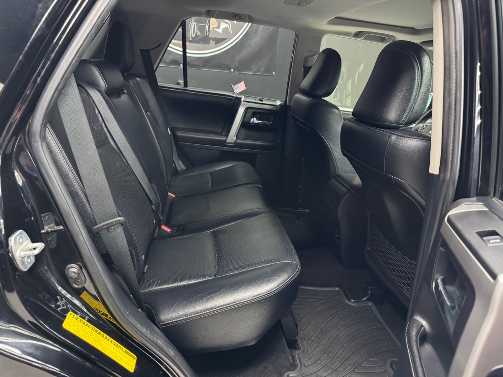 2015 Toyota 4Runner Limited photo