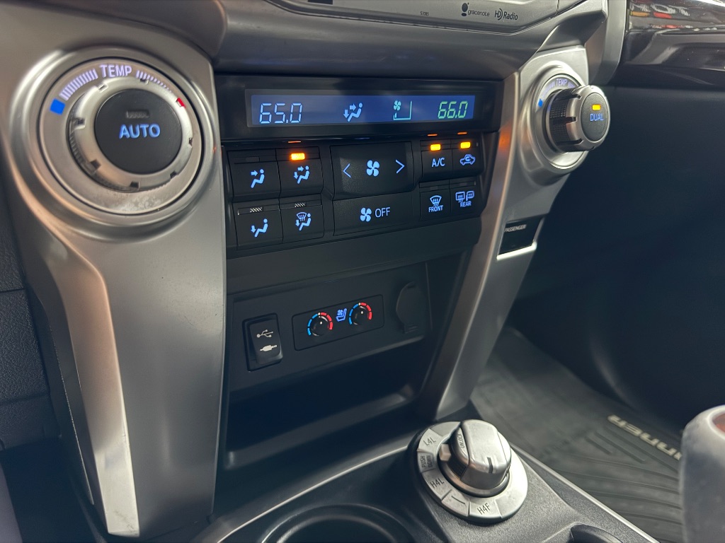 2015 Toyota 4Runner Limited photo