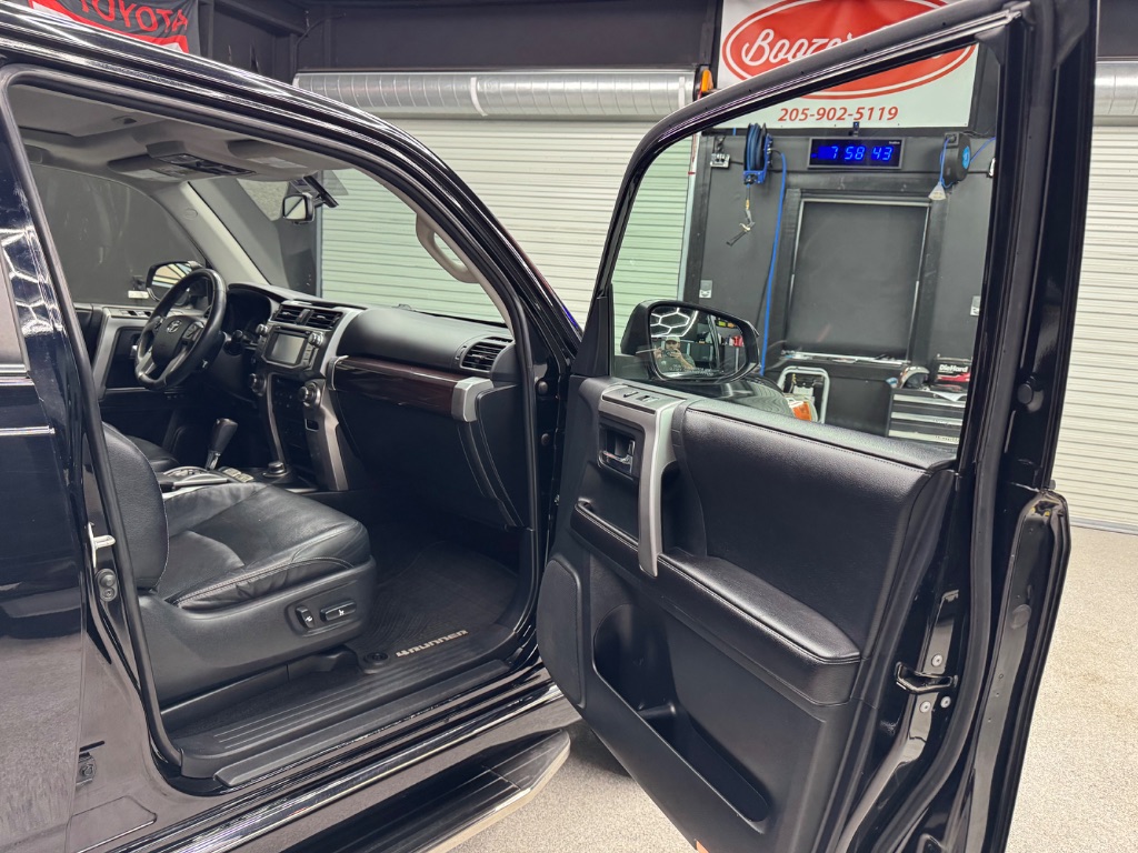 2015 Toyota 4Runner Limited photo