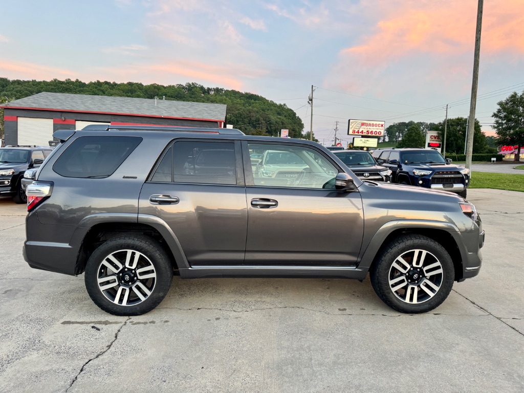 2015 Toyota 4Runner Limited photo