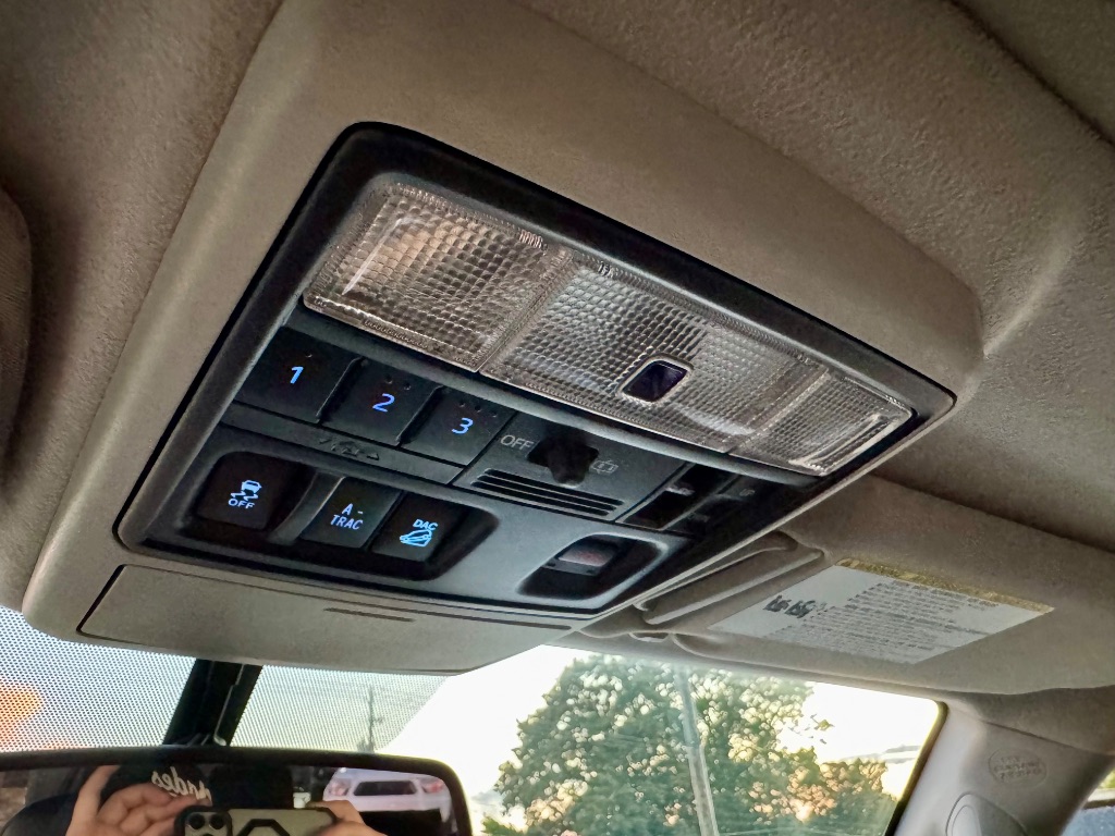 2015 Toyota 4Runner Limited photo