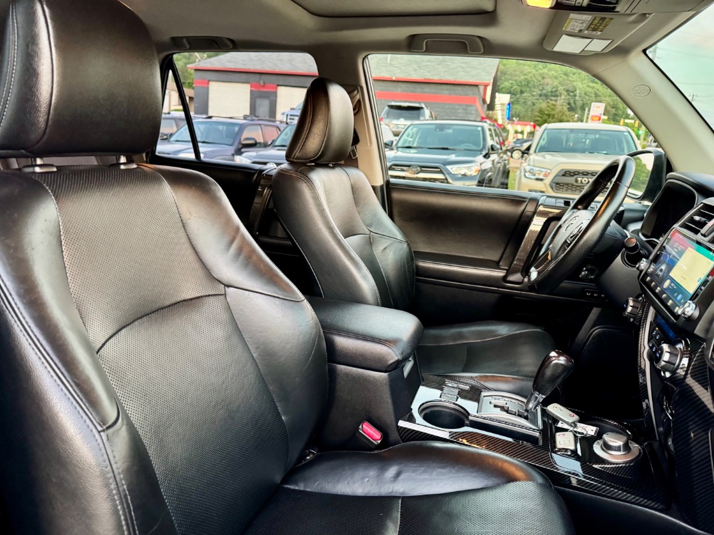2015 Toyota 4Runner Limited photo