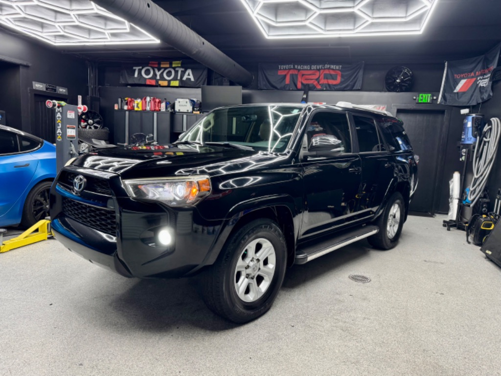 2014 Toyota 4Runner Limited photo