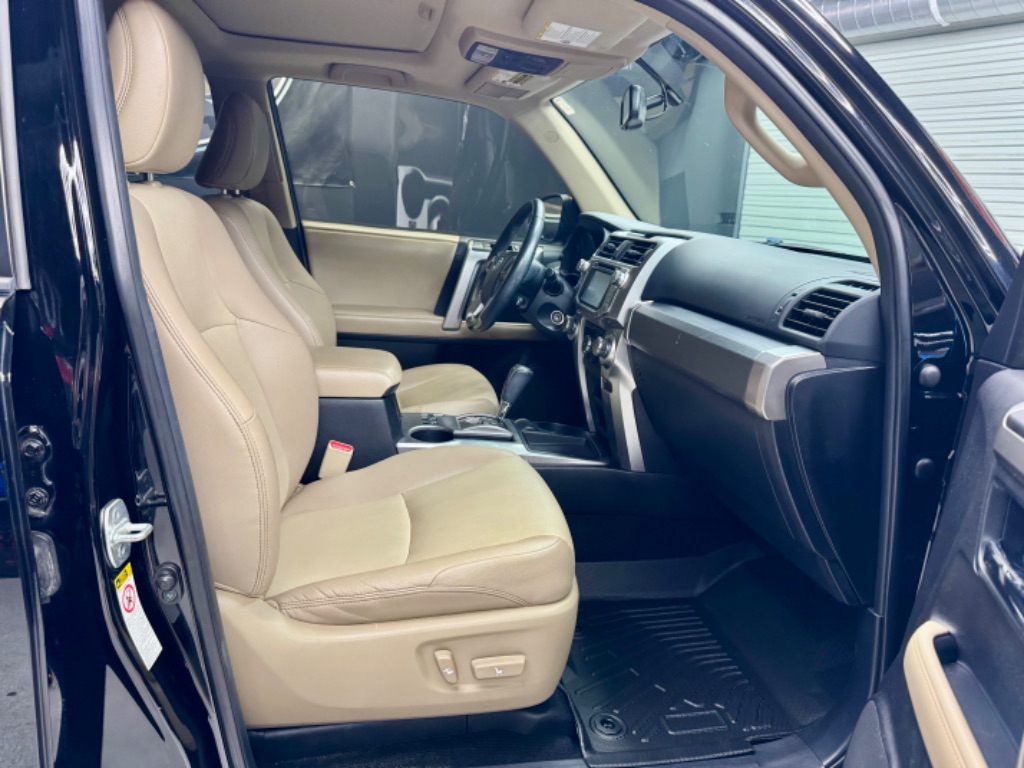 2014 Toyota 4Runner Limited photo