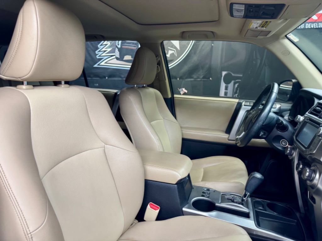 2014 Toyota 4Runner Limited photo