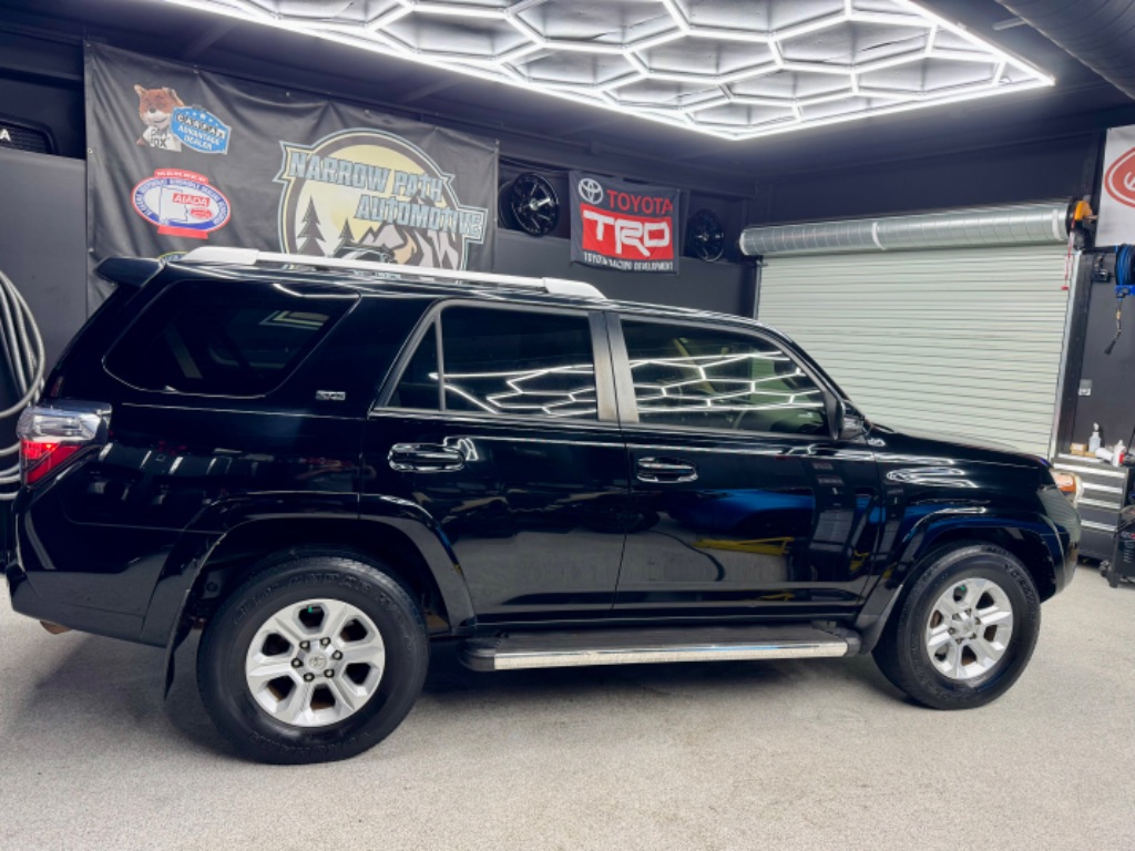 2014 Toyota 4Runner Limited photo