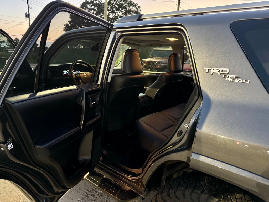2017 Toyota 4Runner TRD Offroad Premium photo