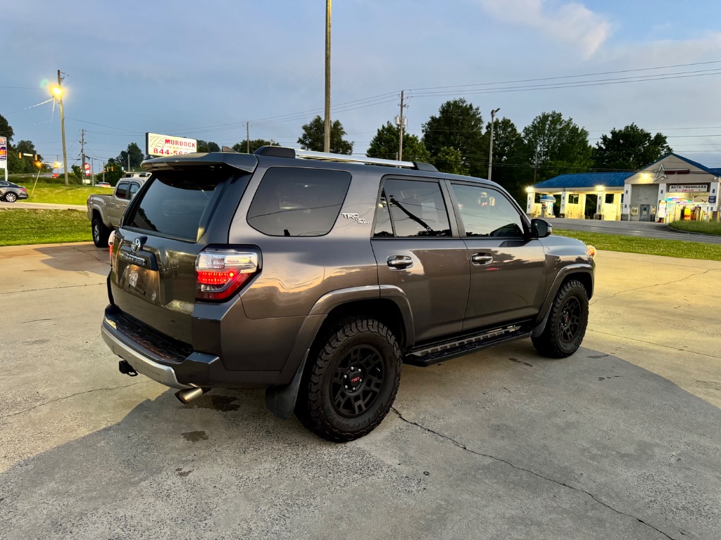 2017 Toyota 4Runner TRD Offroad Premium photo