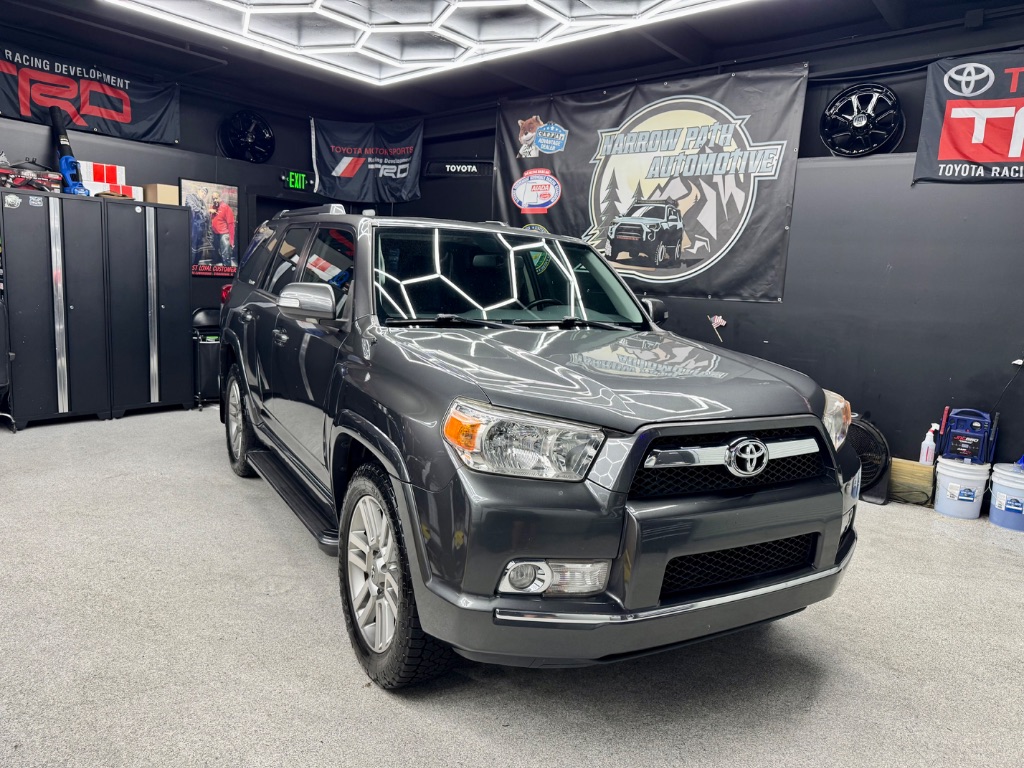 2012 Toyota 4Runner SR5 photo