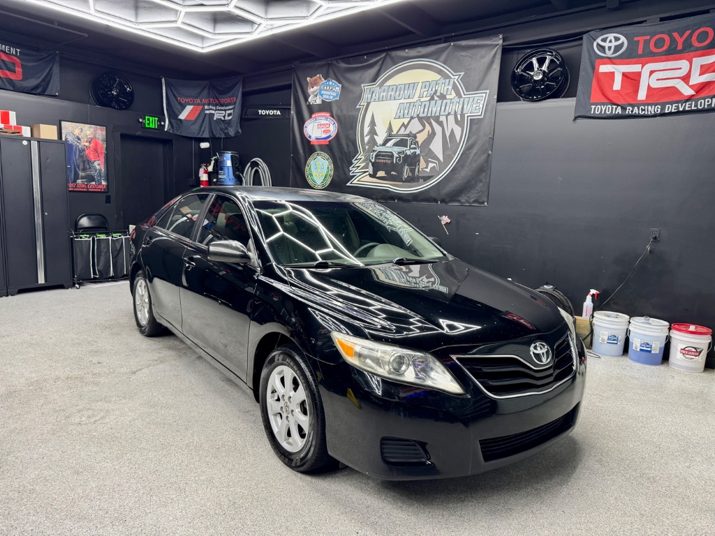 2011 Toyota Camry photo