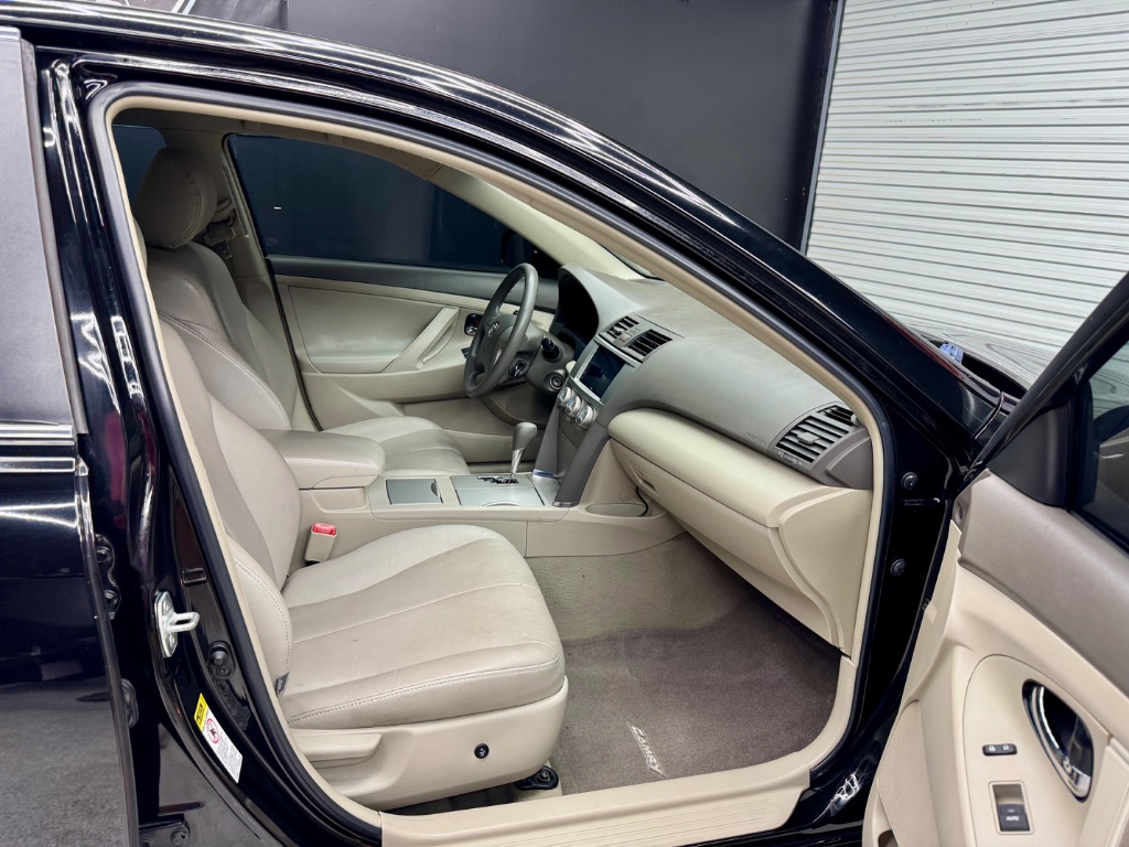 2011 Toyota Camry photo
