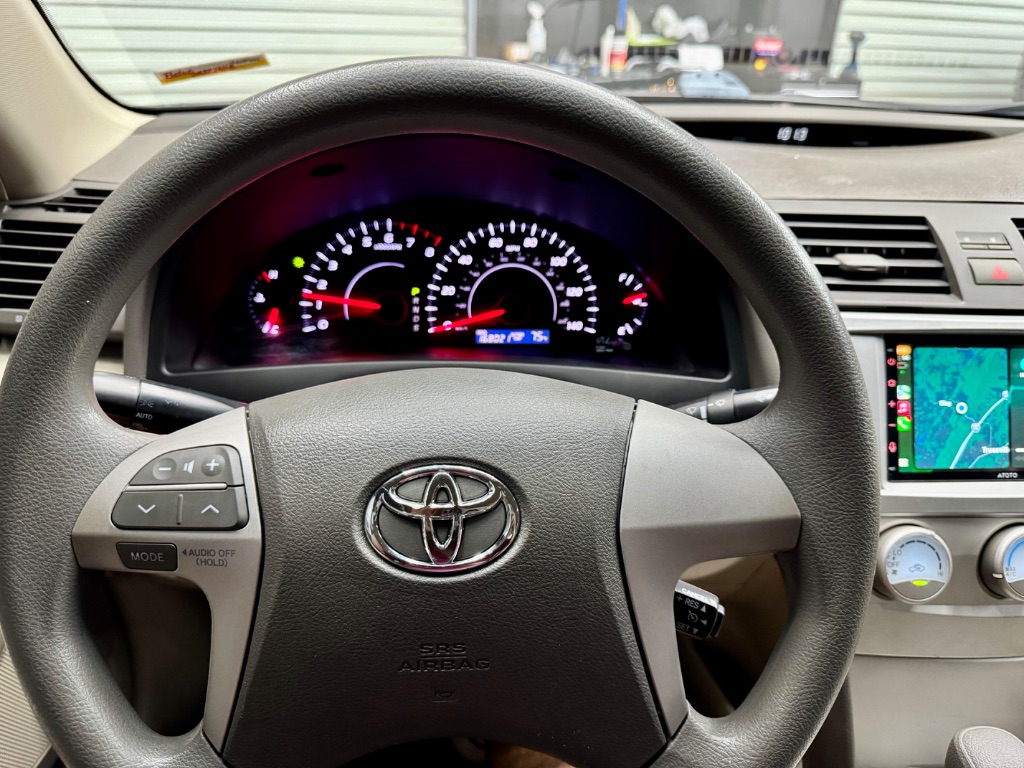 2011 Toyota Camry photo