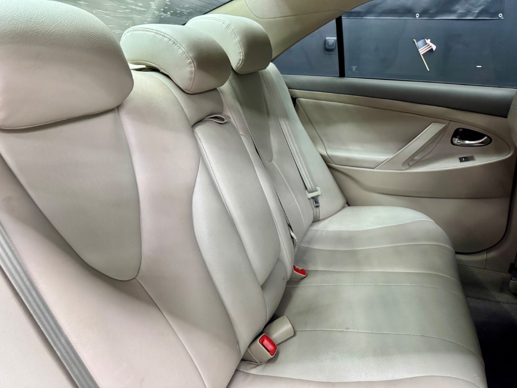 2011 Toyota Camry photo