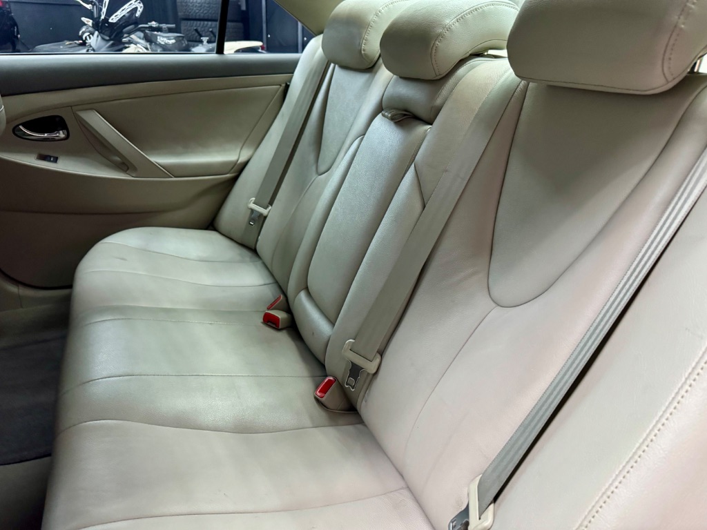 2011 Toyota Camry photo