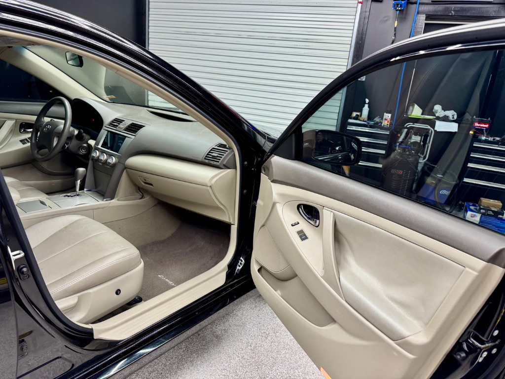 2011 Toyota Camry photo