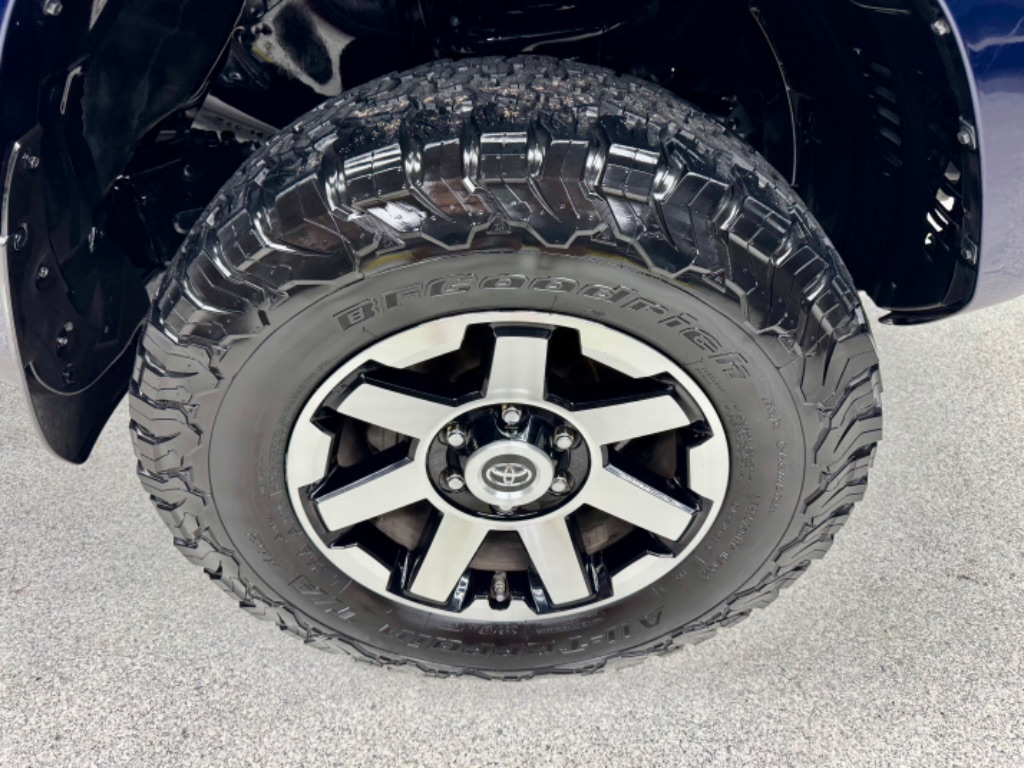 2019 Toyota 4Runner TRD Offroad Premium photo
