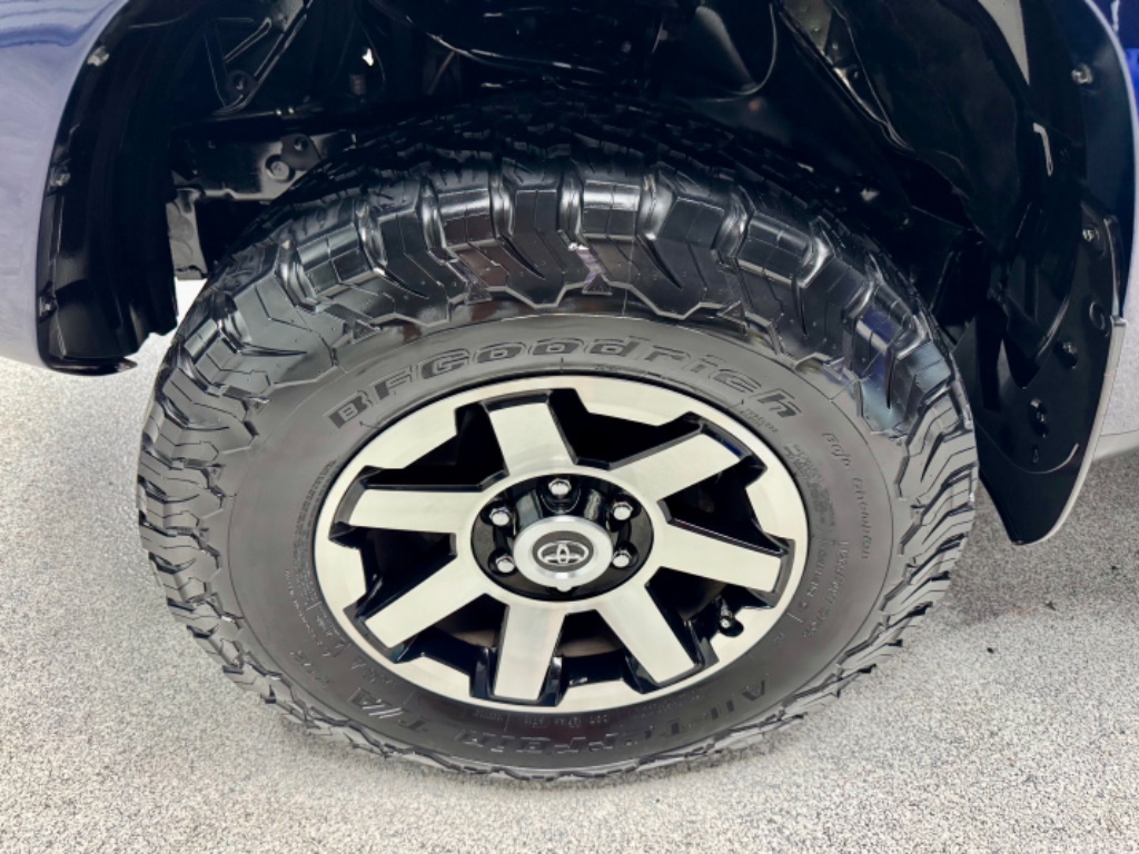 2019 Toyota 4Runner TRD Offroad Premium photo