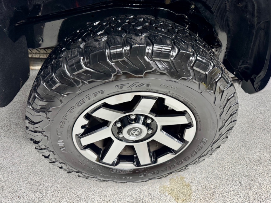 2019 Toyota 4Runner TRD Offroad Premium photo