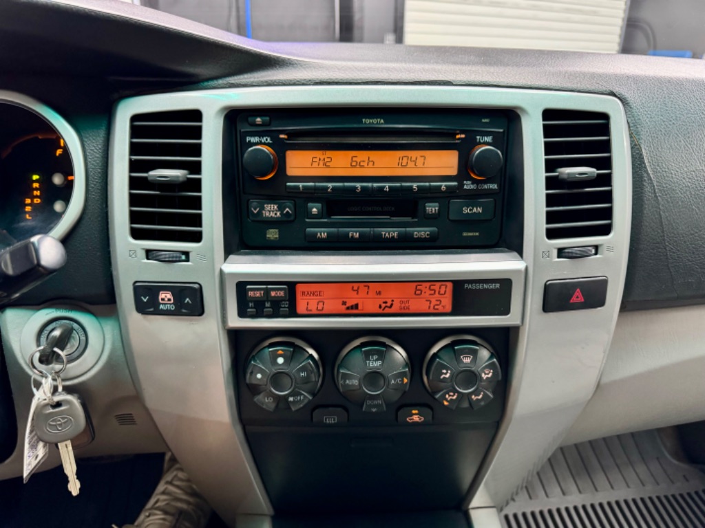 2003 Toyota 4Runner SR5 photo