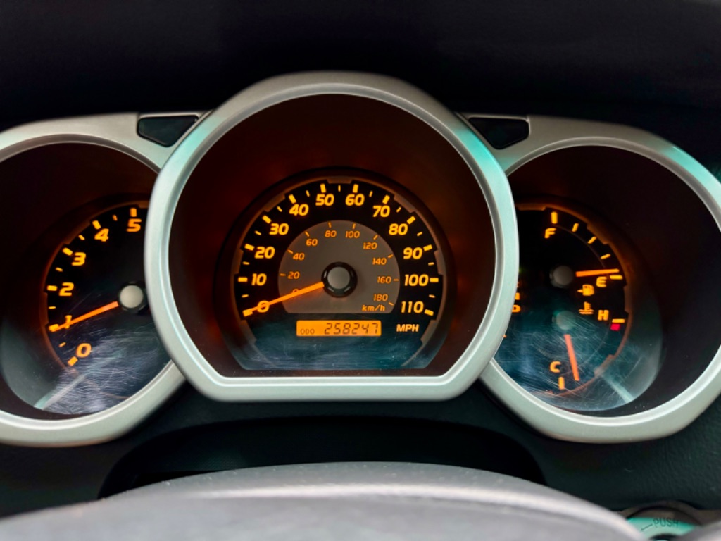 2003 Toyota 4Runner SR5 photo